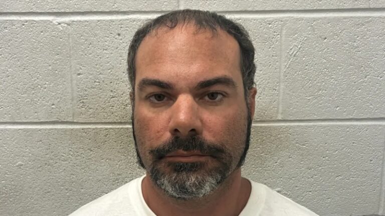 Atlantic City Lifeguard Suspended After Allegedly Trying to Meet Teen During Undercover Sting